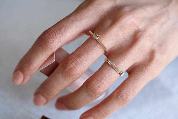 Çizgi Kirpik Firuze Yüzük - REİS