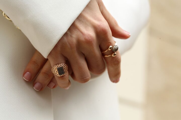 Kare Şövalye Brw - REİS